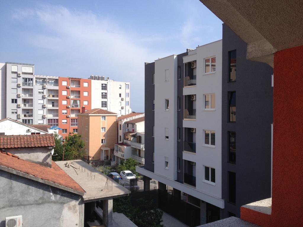 Apartments Holiday Budva Pokoj fotografie